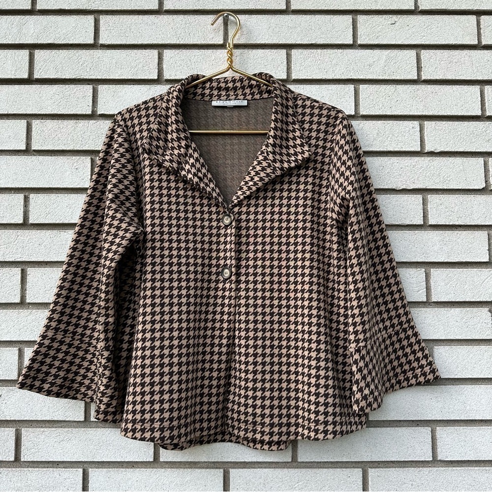 Bryn Walker XS Houndstooth Stretch Knit Flare Sleeve Jacket Coat Brown Tan USA